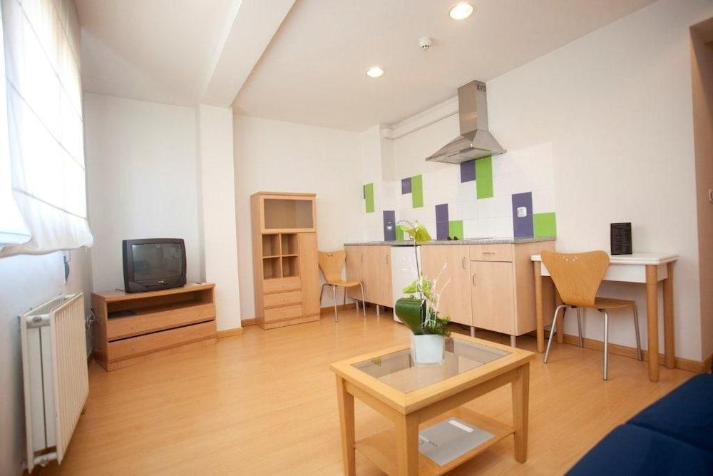 Hotel Metropol By Carris Lugo Ngoại thất bức ảnh